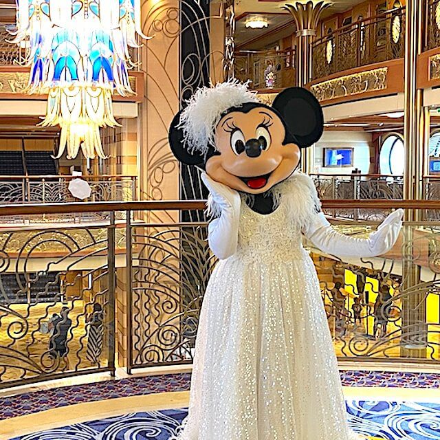 Minnie Mouse Formal DCL